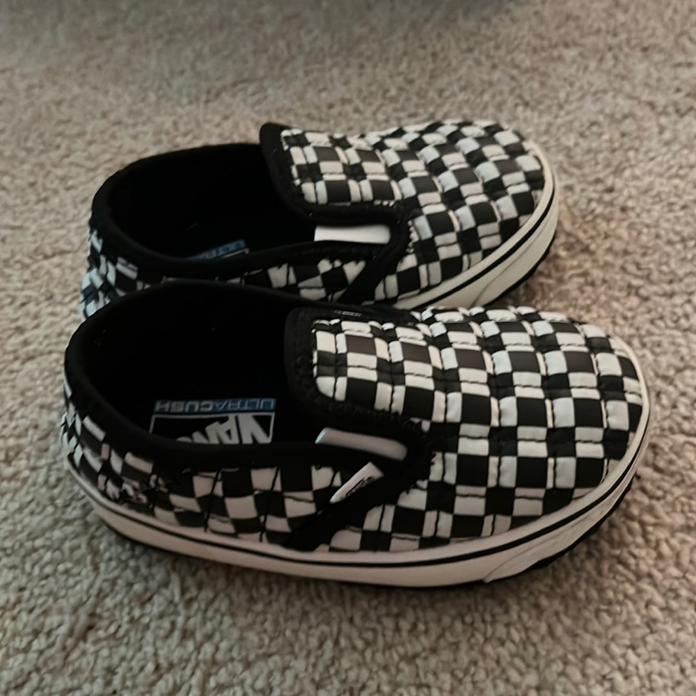 Kids vans ultra cushion